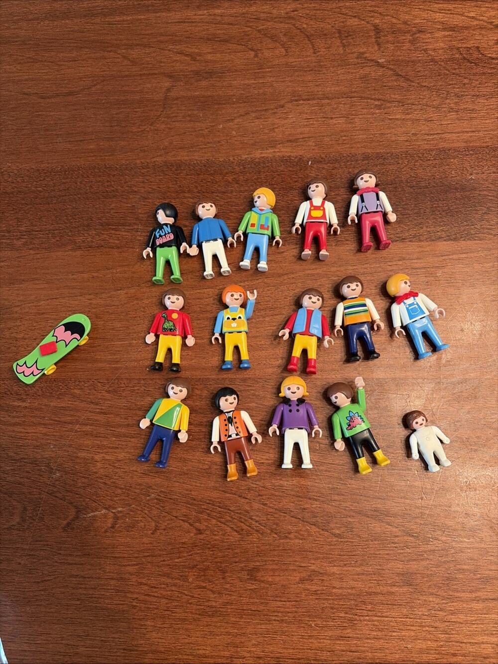 Playmobil Figure Lot Of 15 Assorted Mixed Kid Figures. All Small Figures